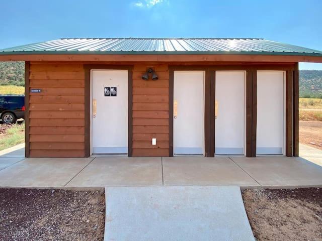 Gooseberry Lodges Zion National Park Area Apple Valley Exterior photo