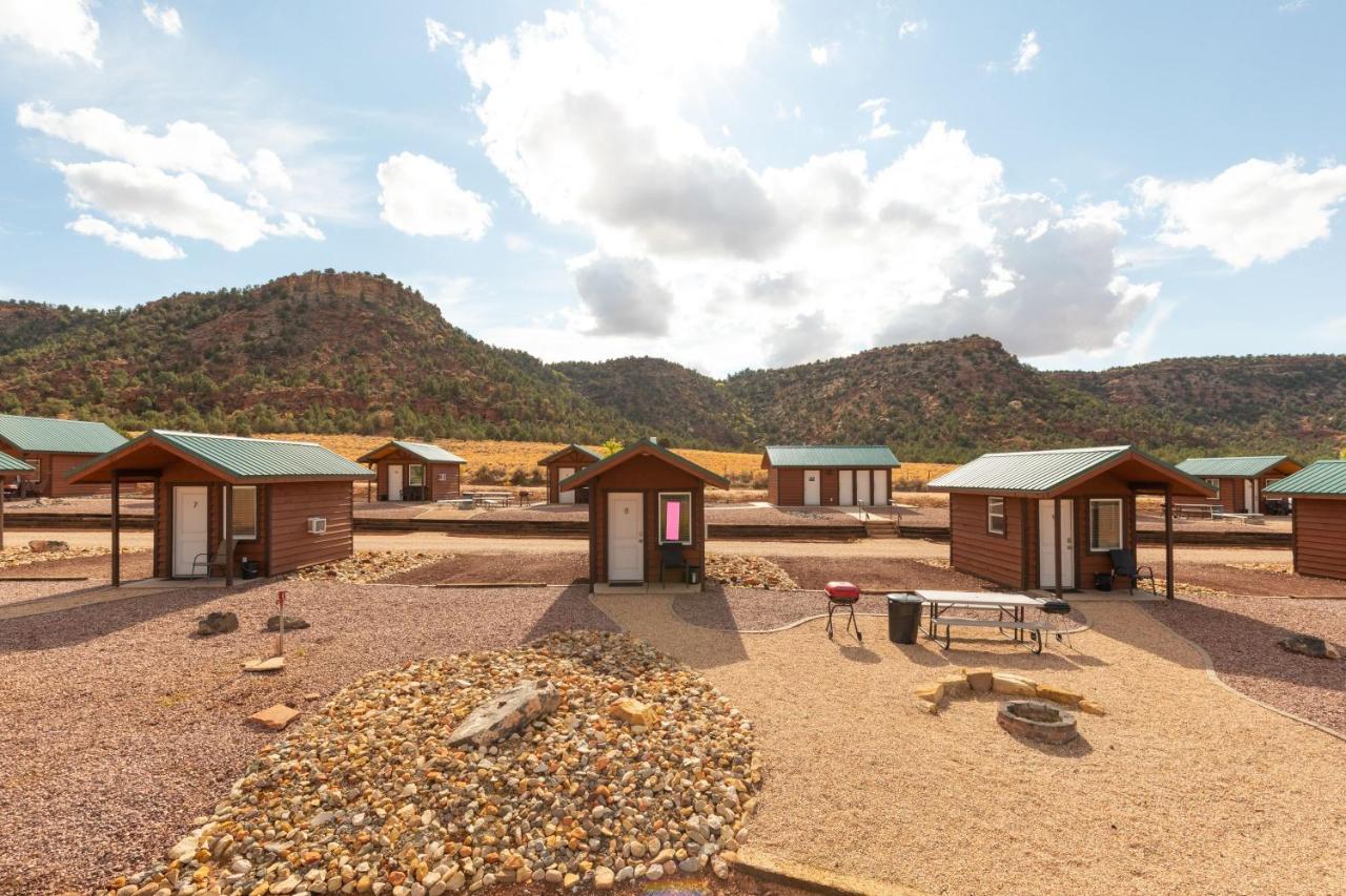 Gooseberry Lodges Zion National Park Area Apple Valley Exterior photo