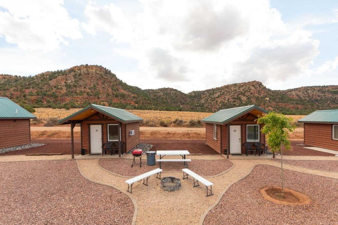 Gooseberry Lodges Zion National Park Area Apple Valley Exterior photo